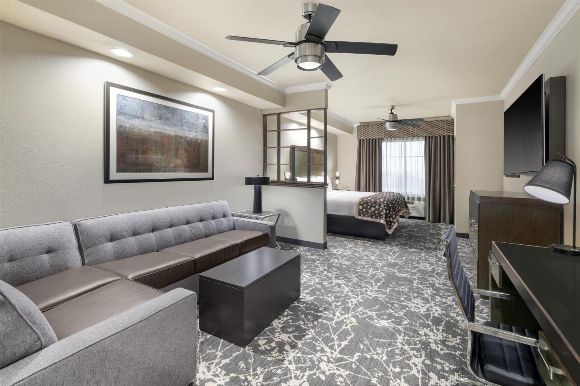 Best Western Premier Crown Chase Inn & Suites Denton Exteriör bild